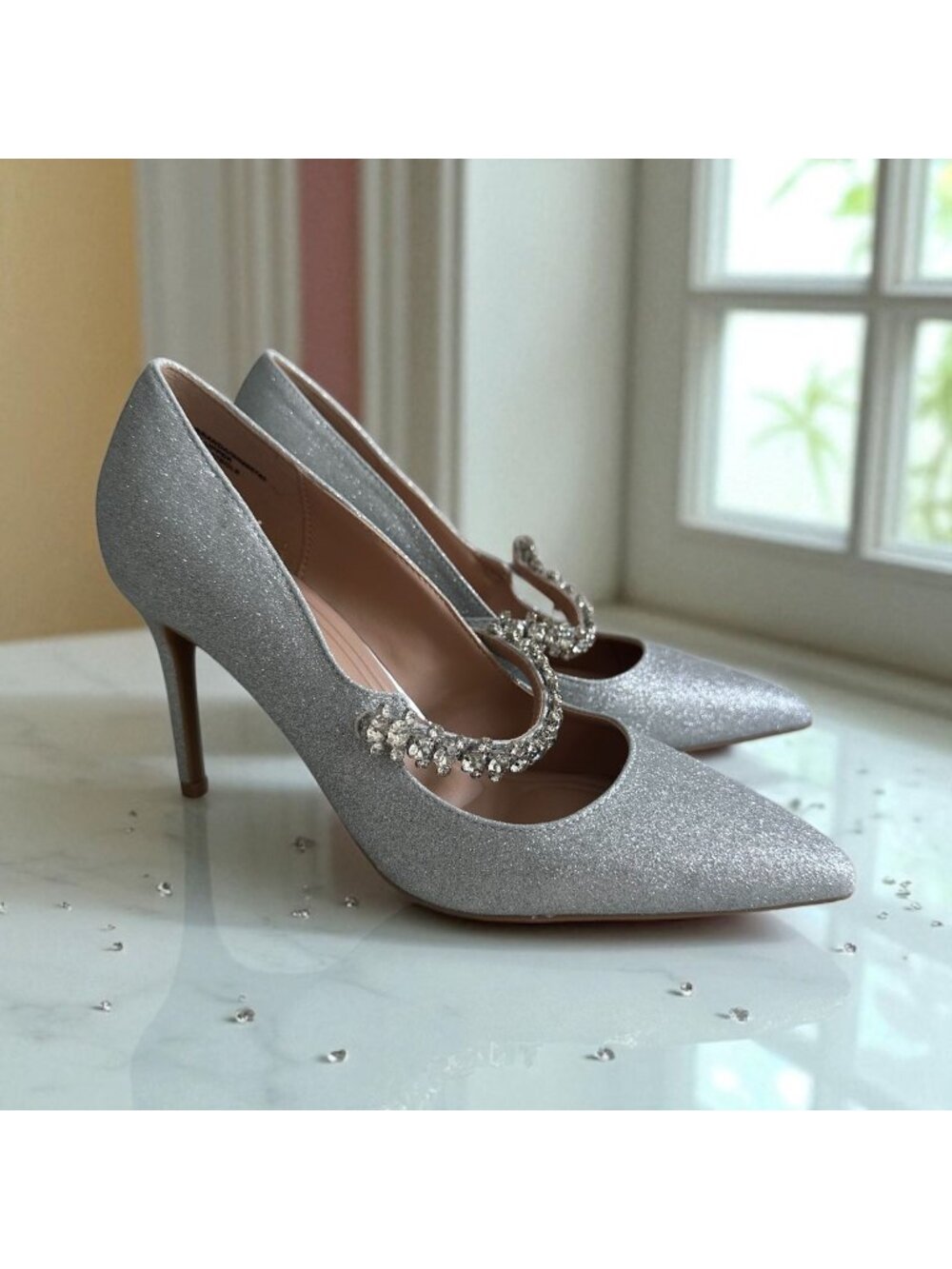 BCBGENERATION Silver Glitter Mary Jane Heels Size 7.5 NEW NWOB